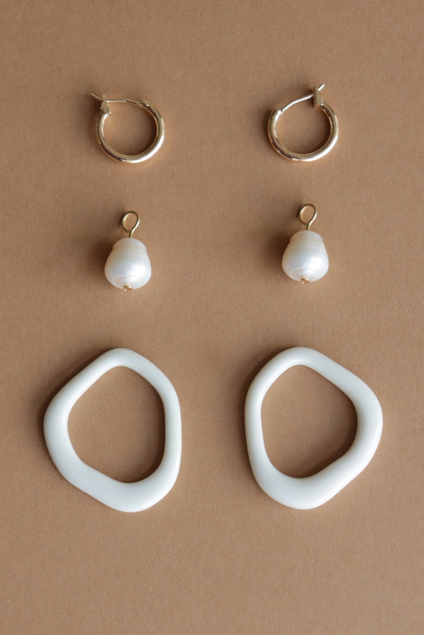 Boucles d'oreilles en porcelaine et perle - Blanche - artizant.com