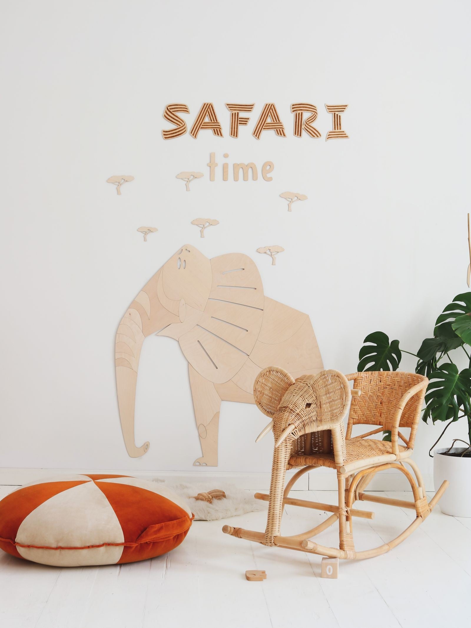 Safari Elephant – Wooden Wall Decoration - artizant.com