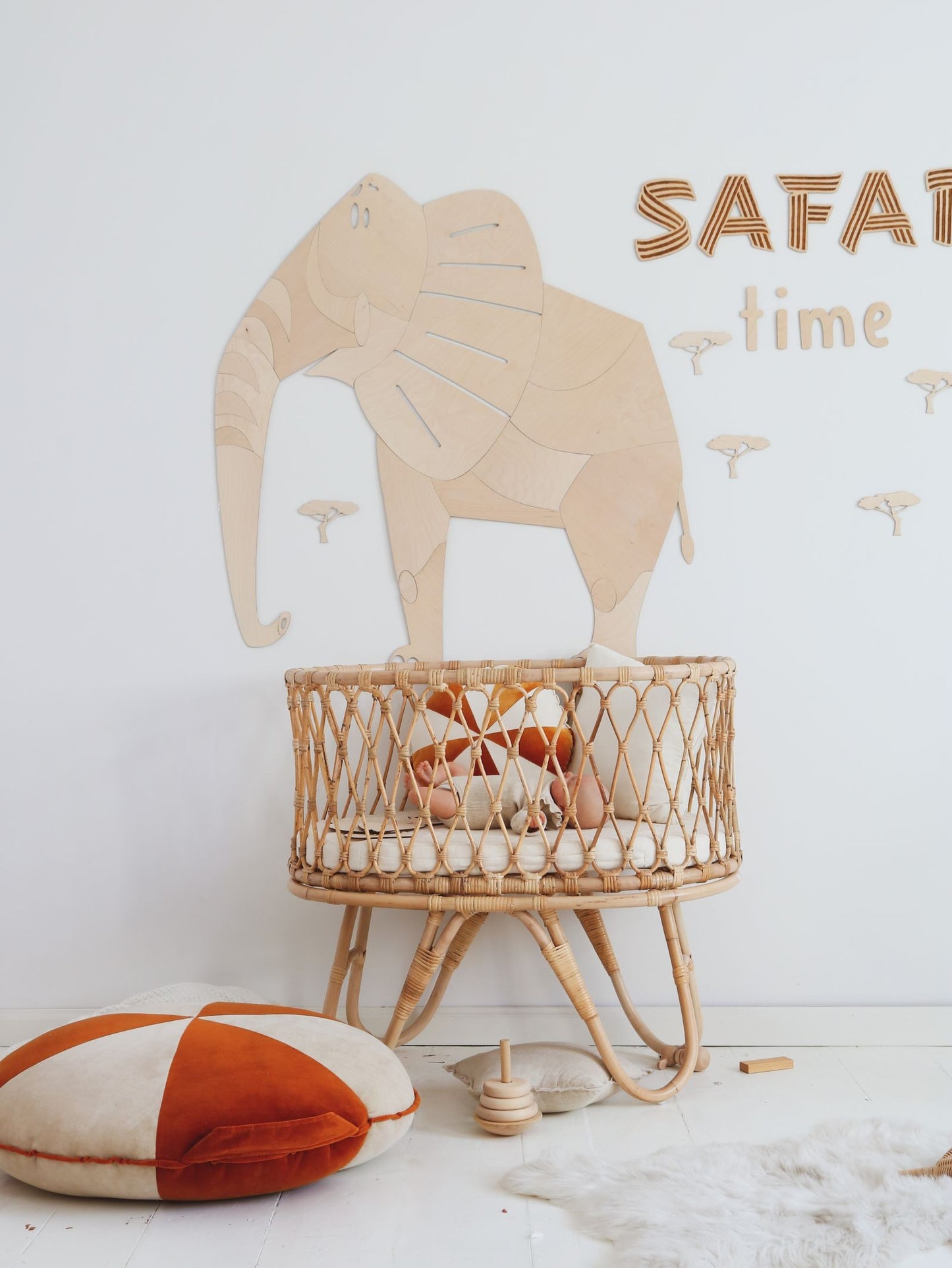 Safari Elephant – Wooden Wall Decoration - artizant.com