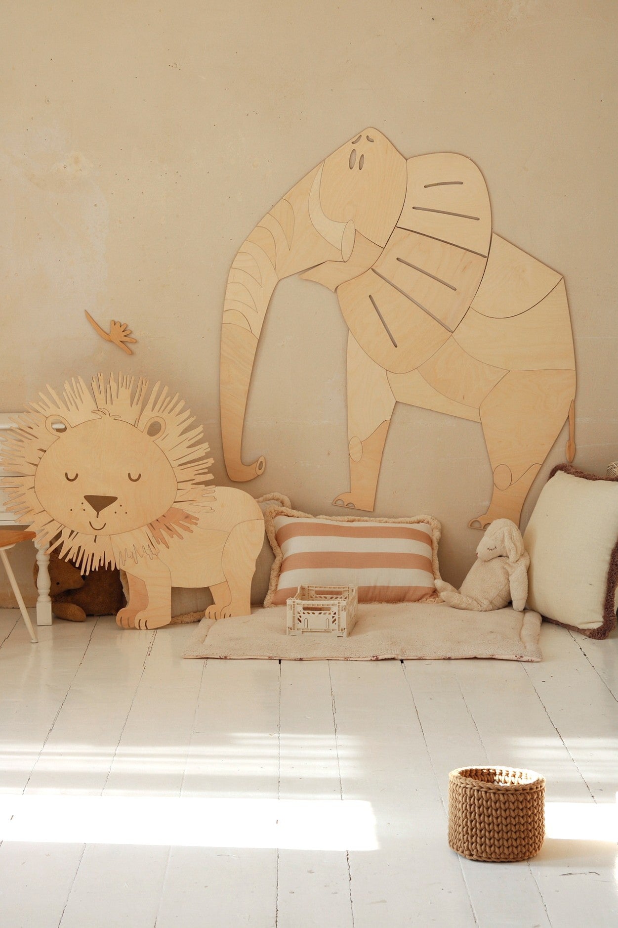 Safari Elephant – Wooden Wall Decoration - artizant.com