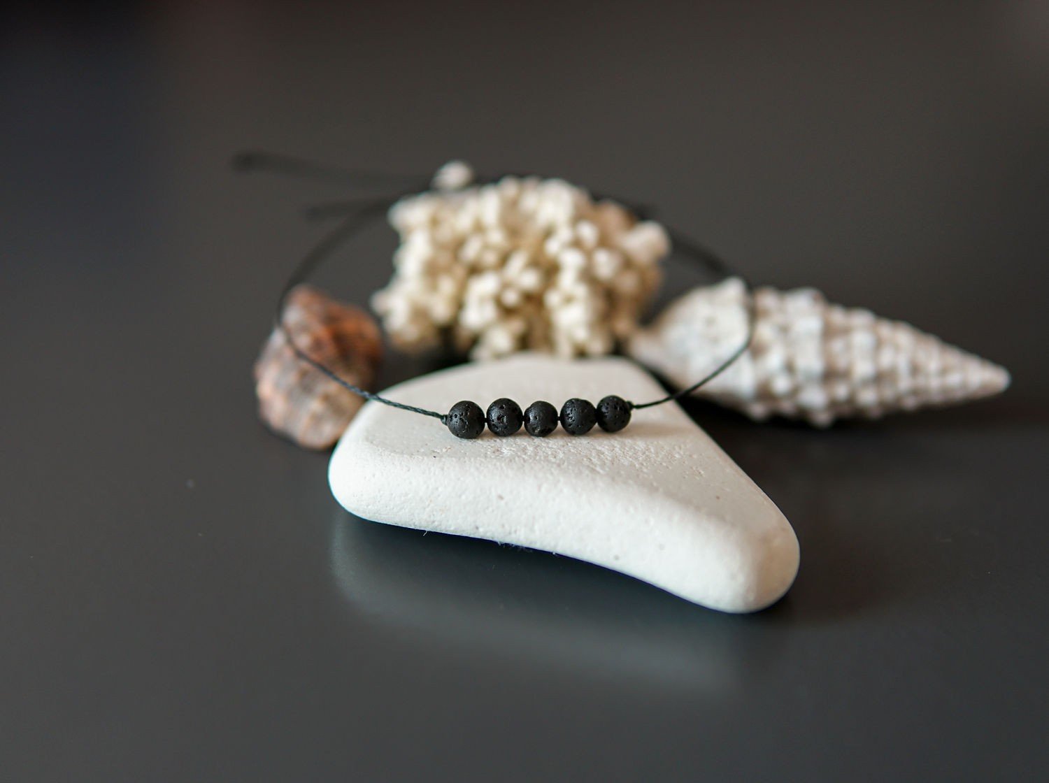 Bracelet en pierre volcanique 4mm - artizant.com